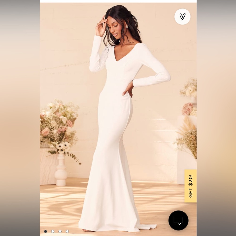 Lulu’s Feeling of Forever White Long Sleeve Mermaid
Maxi Dress